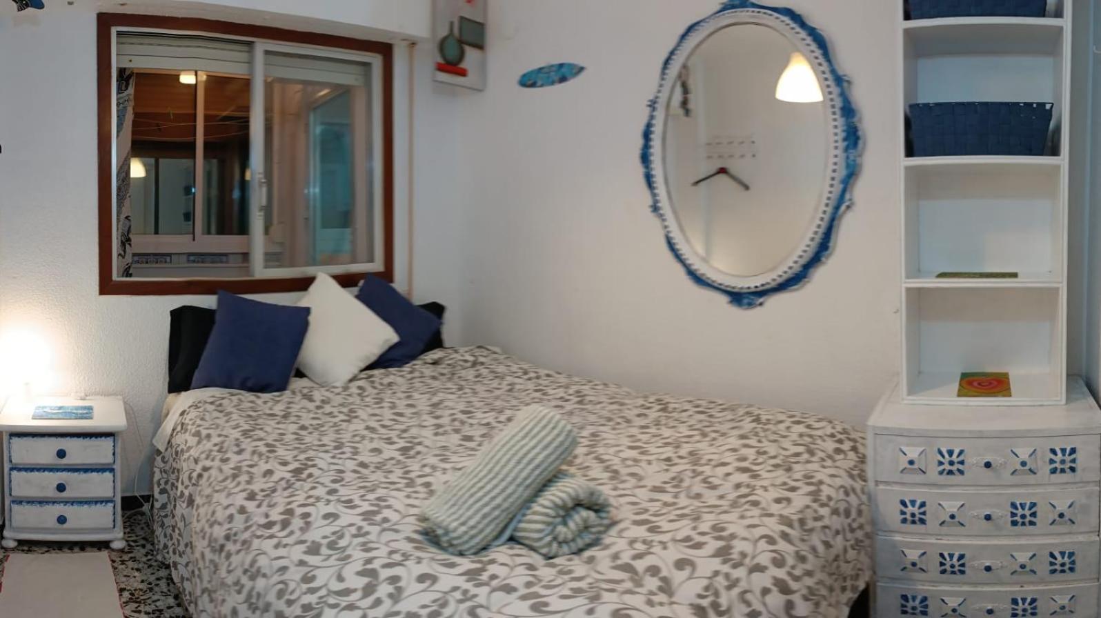 Blue Double Private Room At Front Beach - Habitacion Doble En La Playa Valencia Exterior foto